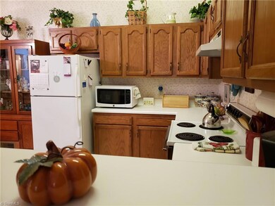 1833 Amelia Ct, Asheboro, NC 27203 - photo 4