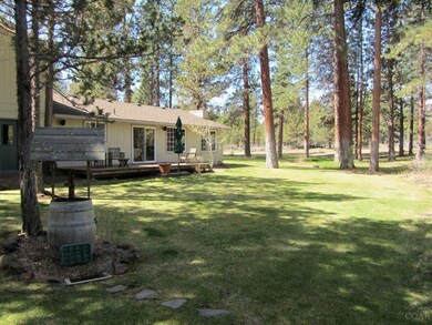 63410 Fawn Ln, Bend, OR 97703 - photo 2