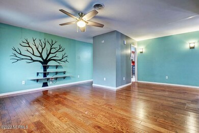 211 Linwood Dr, Jacksonville, NC 28546 - photo 6