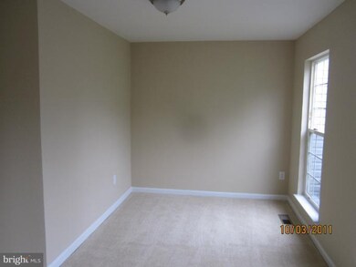 10525 Winged Elm Cir, Manassas, VA 20110 - photo 4