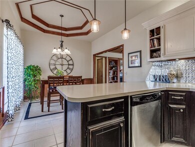 2124 NE 9th St, Moore, OK 73160 - photo 7