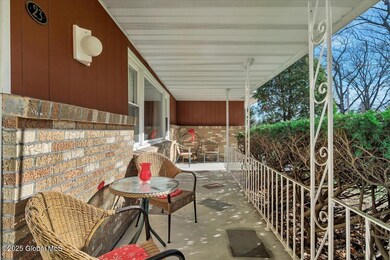 35-P1272498