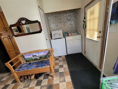 106 Morways Park unit 106, Charlestown, NH 03603 - photo 3