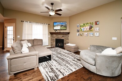 614 N Montclair Way, Nixa, MO 65714 - photo 5