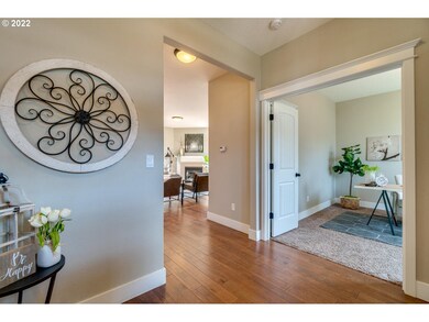 3946 N Morris St, Newberg, OR 97132 - photo 5