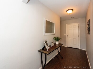 4313 N 33rd St, Broken Arrow, OK 74014 - photo 2