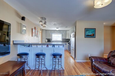 lr living 2