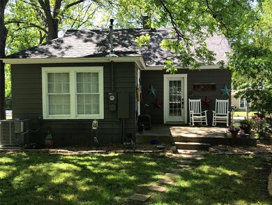 217 W Murray St, Denison, TX 75020 - photo 5