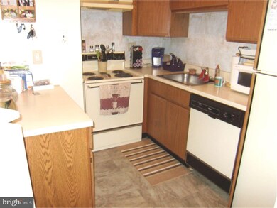 43011 Bennett Place unit 6, Southampton, PA 18966 - photo 7