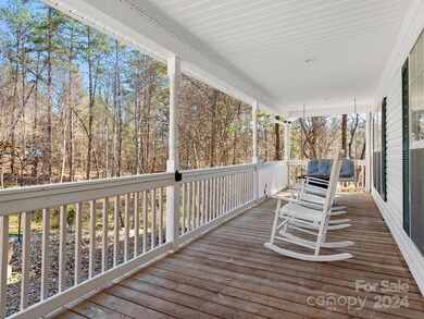 340 Carolina Pines Ct, Leicester, NC 28748 - photo 3