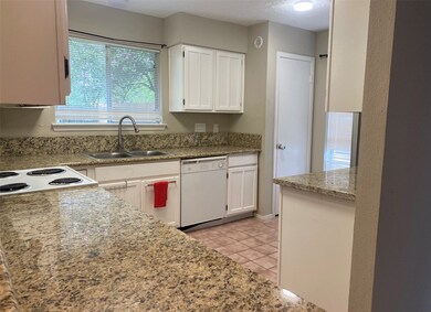 7334 Barton Oaks Dr, Houston, TX 77095 - photo 5