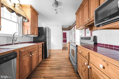 1014 Lansdale Ave, Lansdale, PA 19446 - photo 6