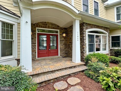 11660 Bachelors Hope Ct, Swan Point, MD 20645 - photo 4