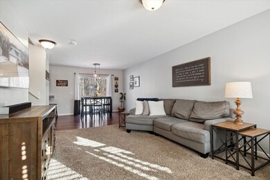 07-69673 Fox Crossing-13