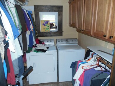 248 Walnut St, Franklin, IN 46131 - photo 6