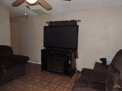 1601 Poso Dr unit 84, Wasco, CA 93280 - photo 5