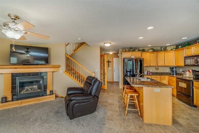 4922 Millenium Dr, Cedar Falls, IA 50613 - photo 6