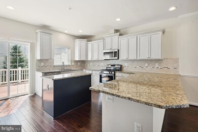 8615 Stone Hill Ln, Laurel, MD 20724 - photo 4