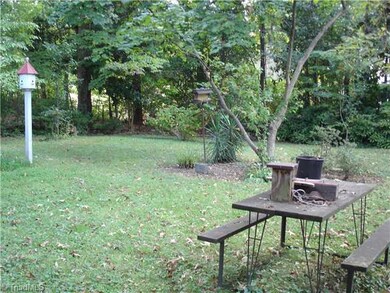 213 Mcknight St, Asheboro, NC 27203 - photo 4