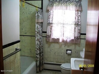 19 Maplewood Dr, Honesdale, PA 18431 - photo 4