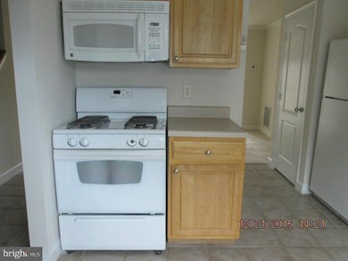 14117 Yorkshire Woods Dr, Silver Spring, MD 20906 - photo 3