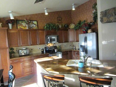 2-Kitchen_1024x768