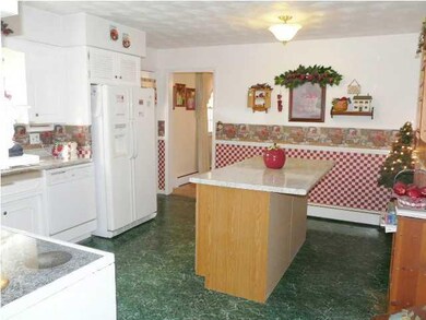 4103 Lee St, Anderson, IN 46011 - photo 3