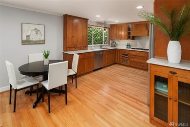 8410 SE 72nd Place, Mercer Island, WA 98040 - photo 7