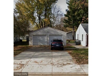 407 8th St N, Sauk Rapids, MN 56379 - photo 2