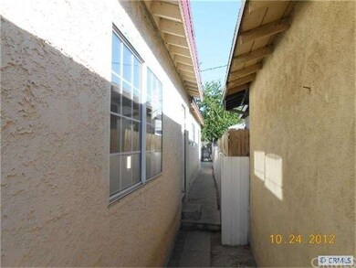 2971 Poplar Dr, Lynwood, CA 90262 - photo 2