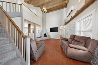 2518 Thompson Loop NW, Albuquerque, NM 87104 - photo 2