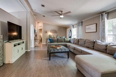 143 Clara Lee Ln, Springtown, TX 76082 - photo 7