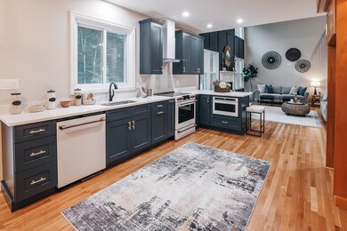 11 Dunlap Dr, Bedford, NH 03110 - photo 4