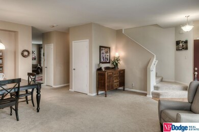 907 Port Royal Dr, Papillion, NE 68046 - photo 5
