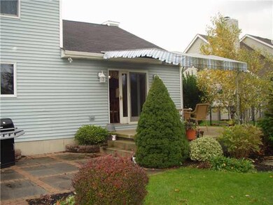 7346 Balla Dr, North Tonawanda, NY 14120 - photo 2