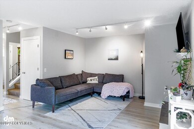 05-Living Room_ELI6372-Edit
