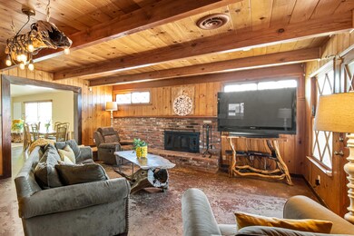 1019 E Maple Ave-9