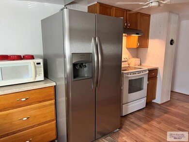 1121 S Palmera Dr, La Feria, TX 78559 - photo 7