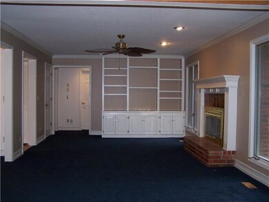 308 SW 25th St, Oak Grove, MO 64075 - photo 6