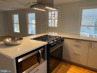 240 Whorton Hollow Rd, Castleton, VA 22716 - photo 4