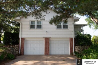1030 N 74th St, Omaha, NE 68114 - photo 7