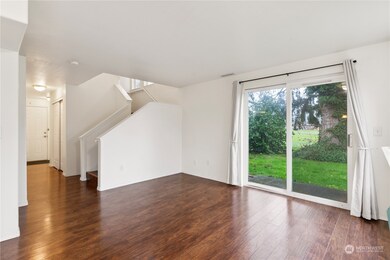 2436 I St NE unit G, Auburn, WA 98002 - photo 7