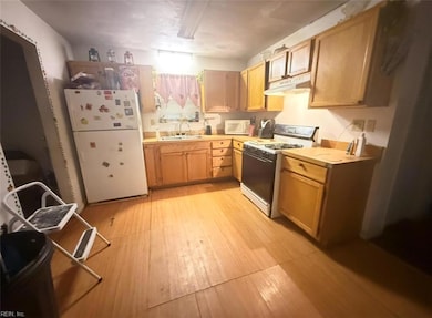 1621 Elm Ave, Portsmouth, VA 23704 - photo 3