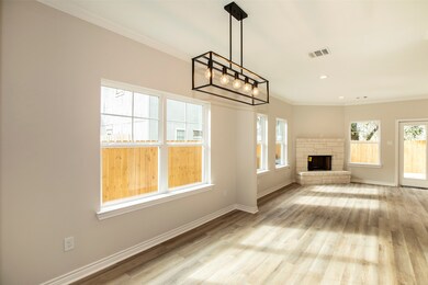 7134 Eastwood St unit C, Houston, TX 77021 - photo 6