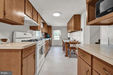 526 Plank Rd, New Freedom, PA 17349 - photo 6