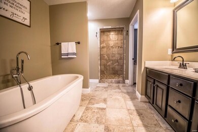 225 Century, Poplar Bluff, MO 63901 - photo 6