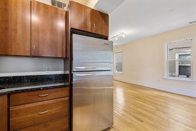 515 Green St unit 2, Cambridge, MA 02139 - photo 6