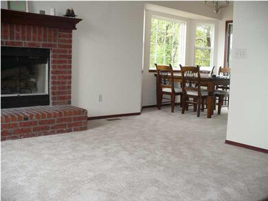 LIVING ROOM DINING ROOM COMBO,