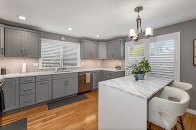 84 Hawthorne Village Rd unit U414, Nashua, NH 03062 - photo 7