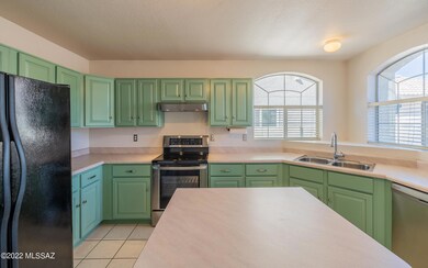 light and bright kitchen